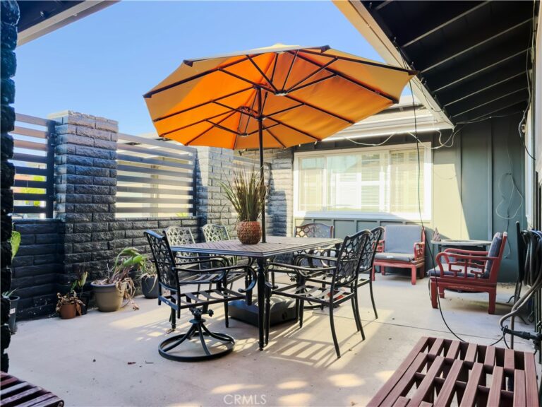 5602 Sycamore, Rialto