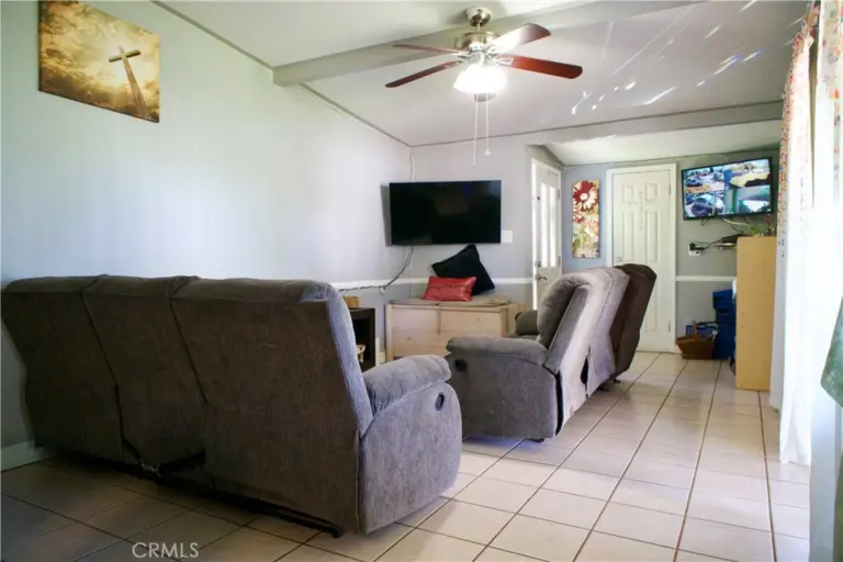 5825 N Orangecrest, Azusa