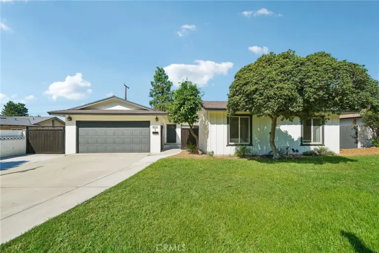 587 Sycamore Avenue, Claremont