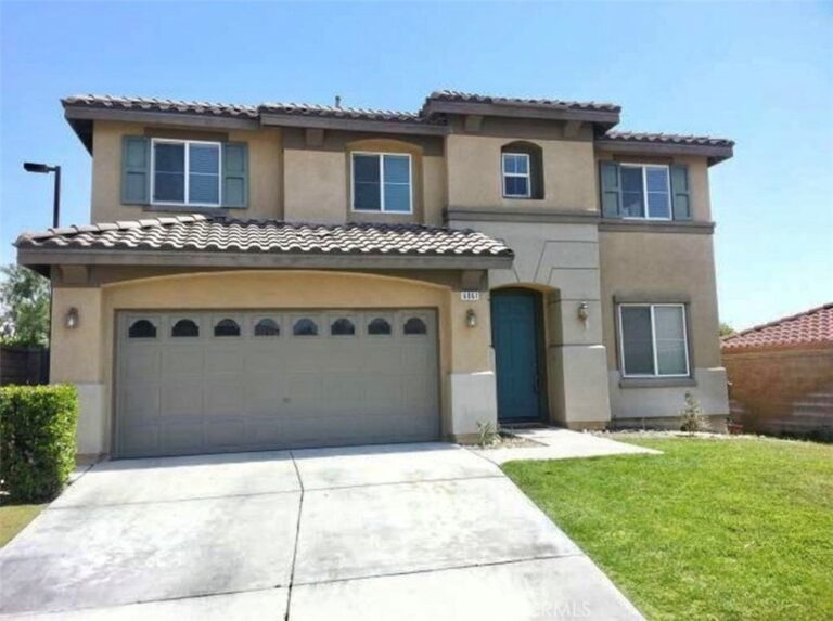 6061 La Costa, Fontana