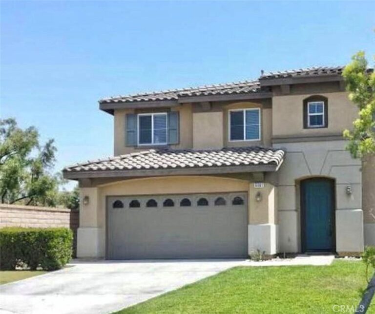 6061 La Costa, Fontana