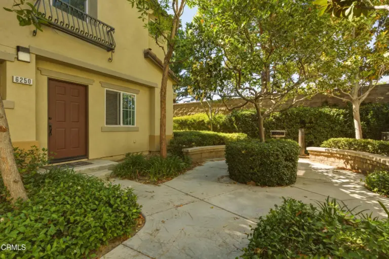 6250 Isidora Lane, Eastvale