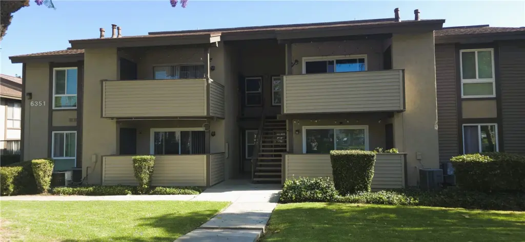 6351 Riverside #39, Chino