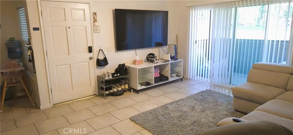 6351 Riverside #39, Chino