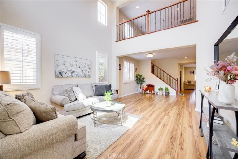 657 Garden Avenue, Pomona