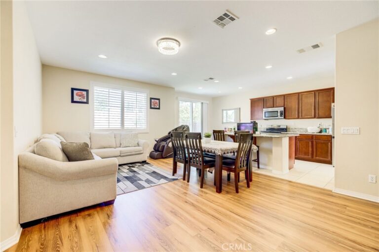657 Garden Avenue, Pomona