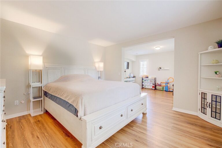 657 Garden Avenue, Pomona