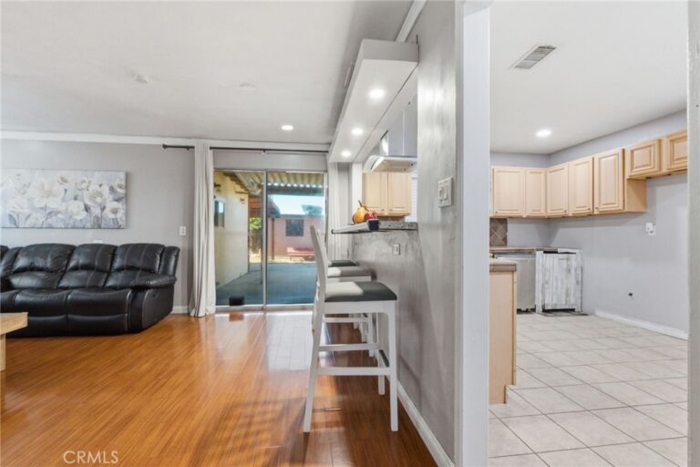 6638 Park, Rialto