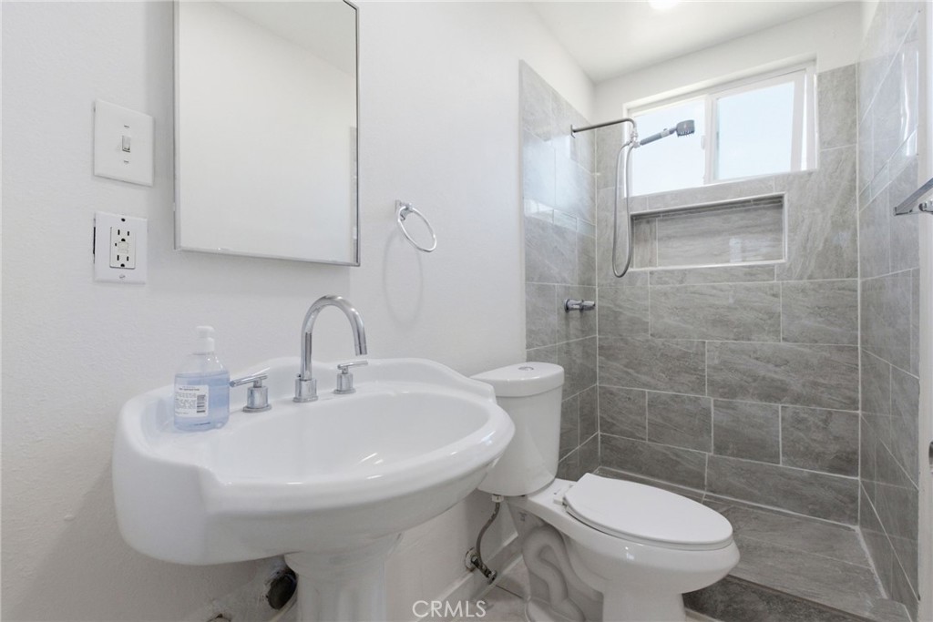 6638 Park, Rialto