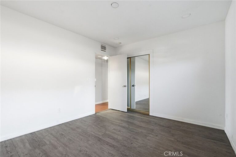 6638 Park, Rialto