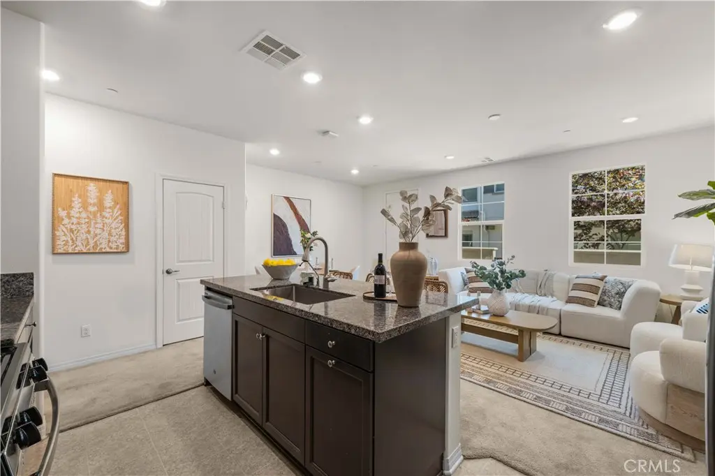 7100 Montecito Lane, Eastvale