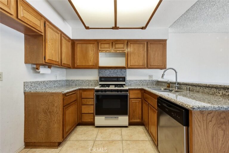 712 Briarwood, San Dimas