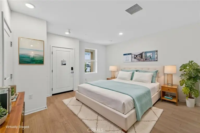 726 Tropicana Place, Covina