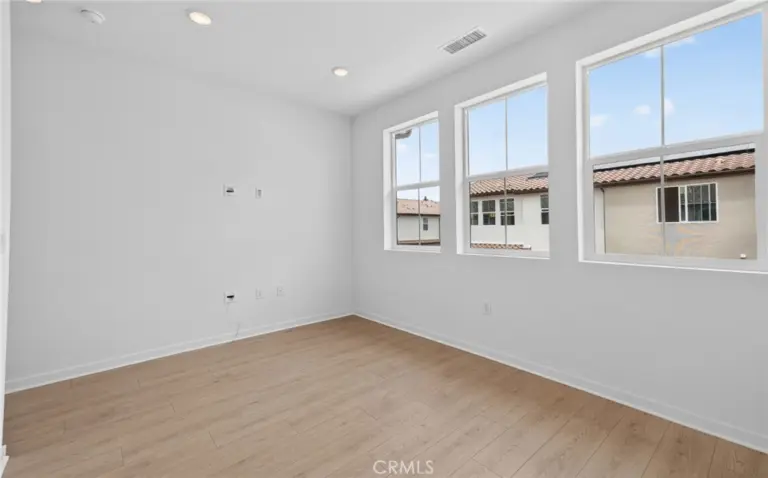728 Tropicana Place, Covina