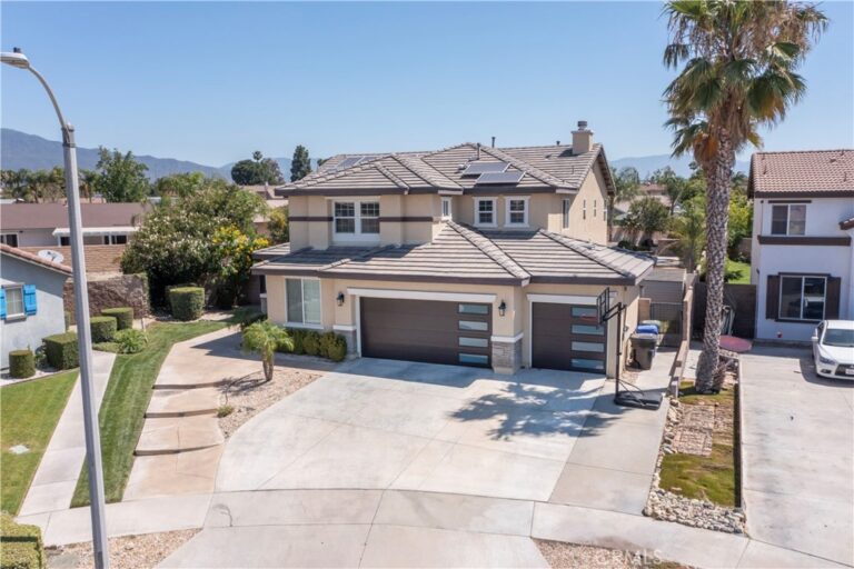 7505 Blue Mist Court, Fontana