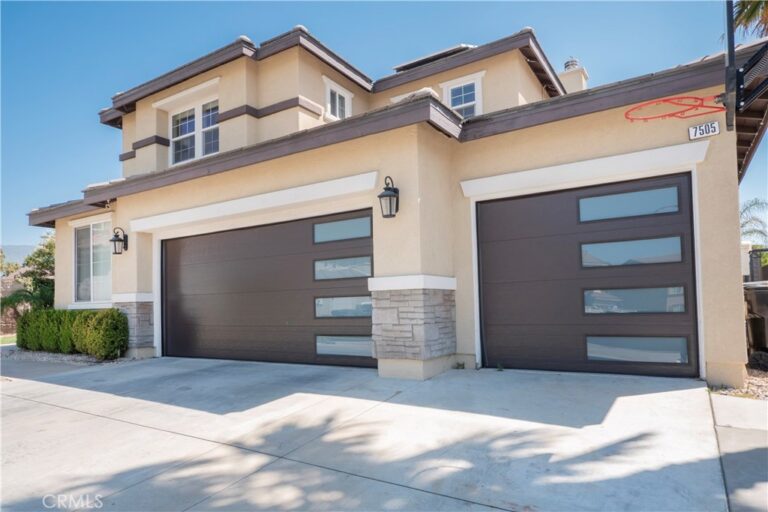 7505 Blue Mist Court, Fontana