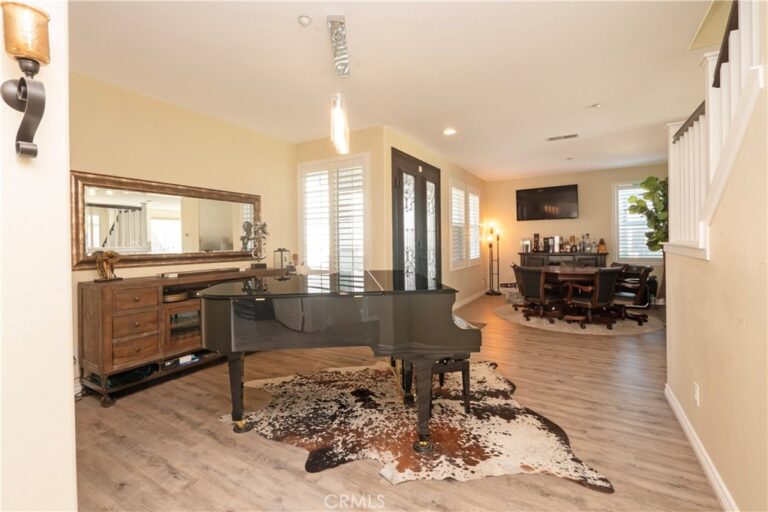 7505 Blue Mist Court, Fontana