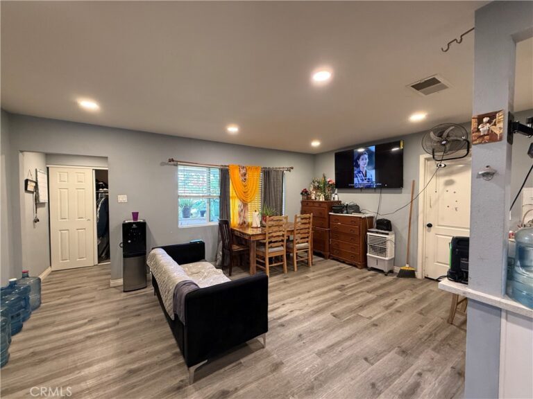 7720 Alder Avenue, Fontana
