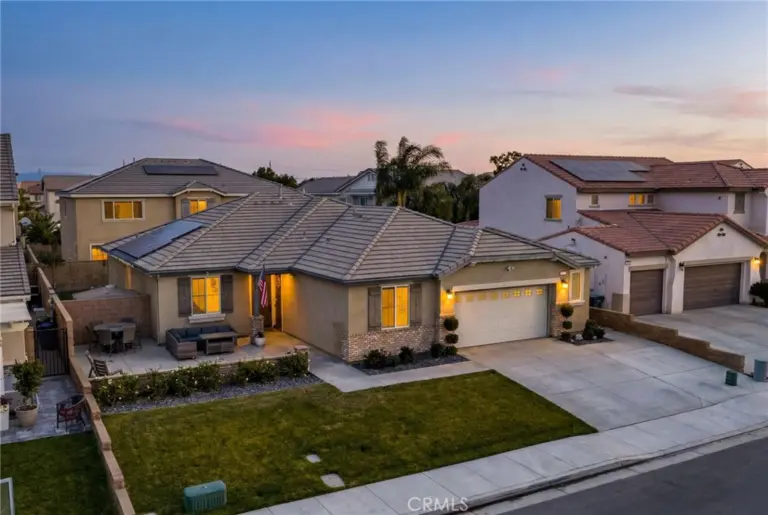 7924 Sequin Court, Eastvale