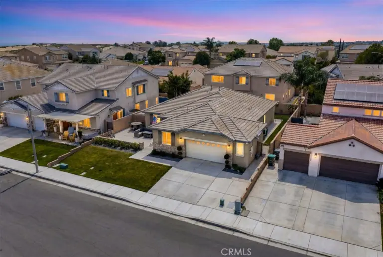 7924 Sequin Court, Eastvale