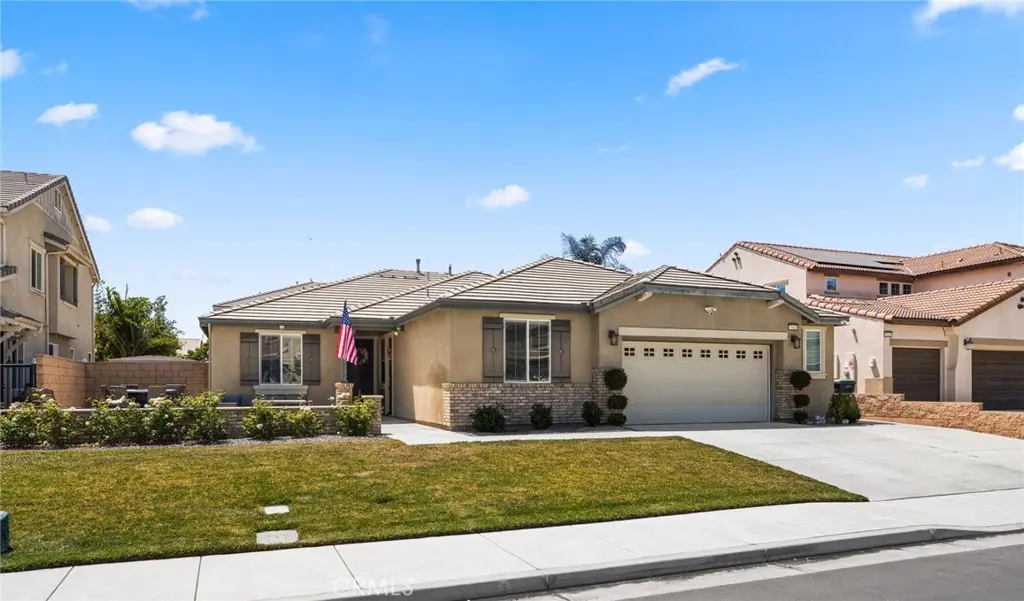 7924 Sequin Court, Eastvale