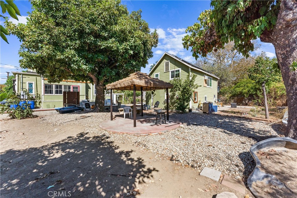 850 E Columbia, Pomona