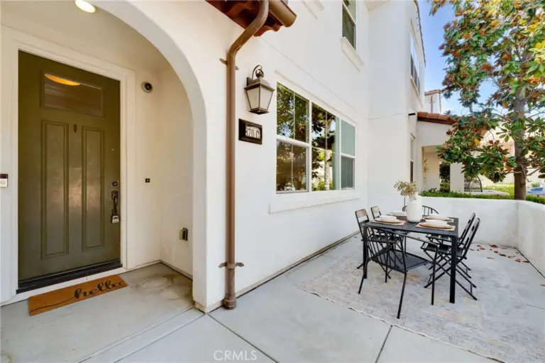 870 E Mountain Way #C, Azusa