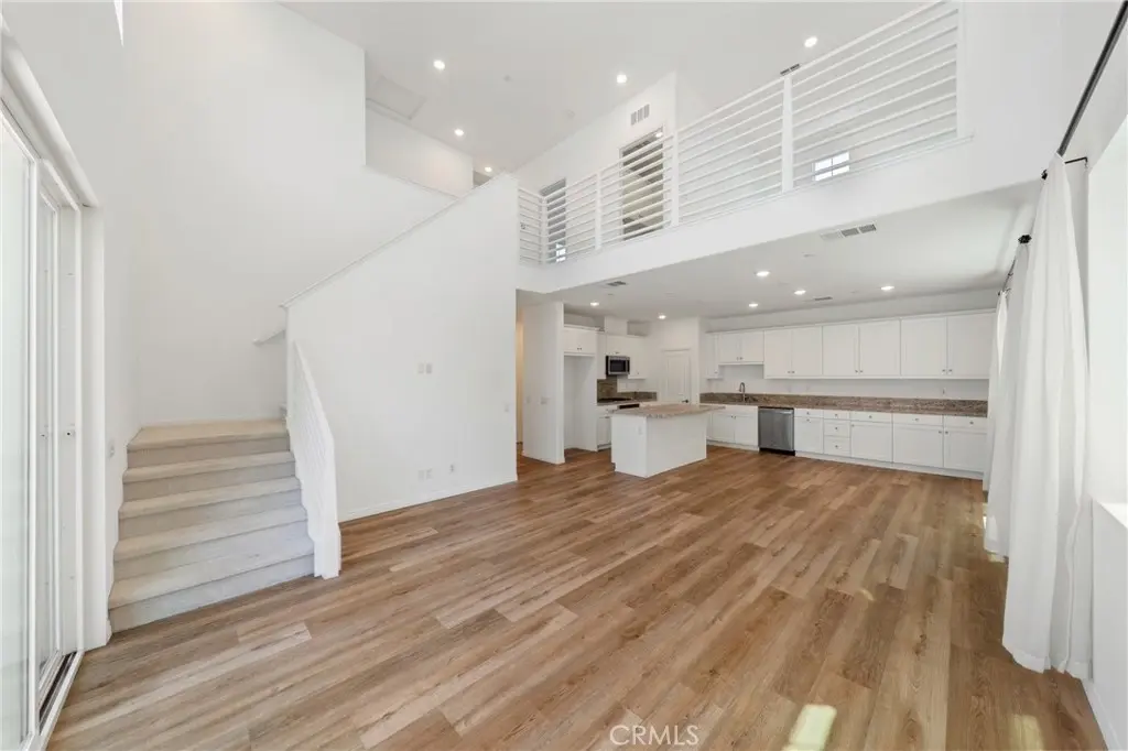 8757 Roving Place, Chino