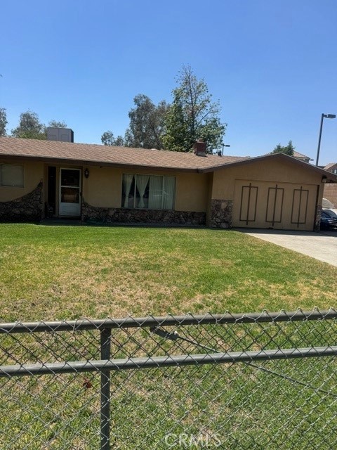 8960 Beech, Fontana
