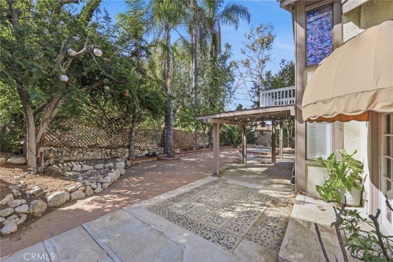 900 Calle Hermosa, San Dimas
