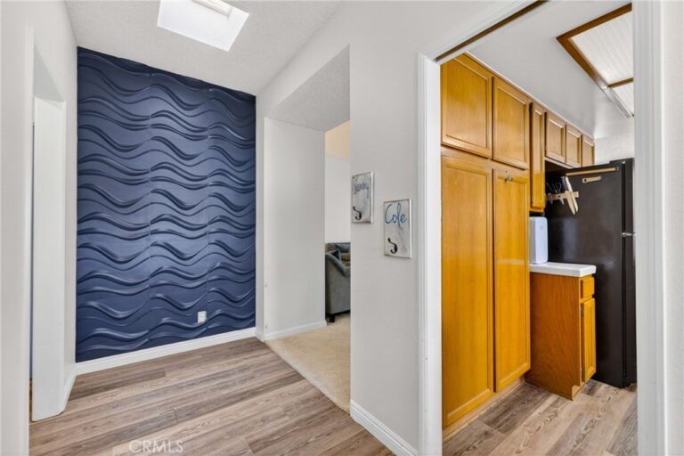 909 Shady Lane, Glendora