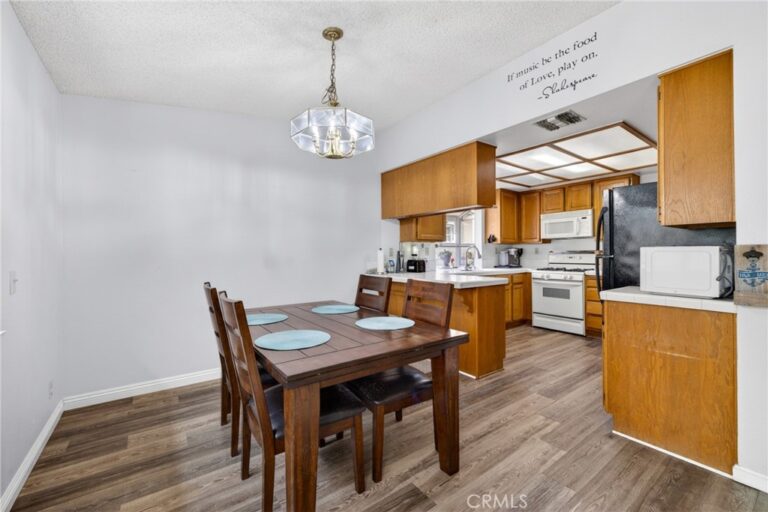 909 Shady Lane, Glendora