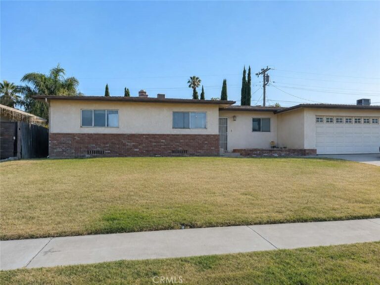 9150 Encinitas, Fontana