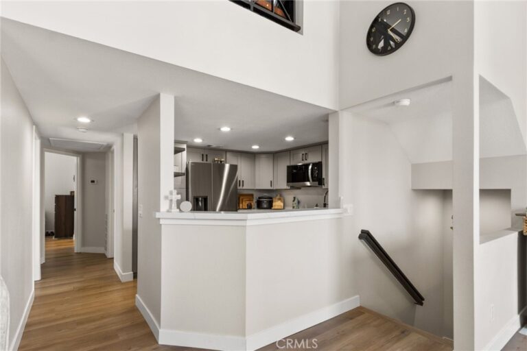 932 N Turner, Ontario