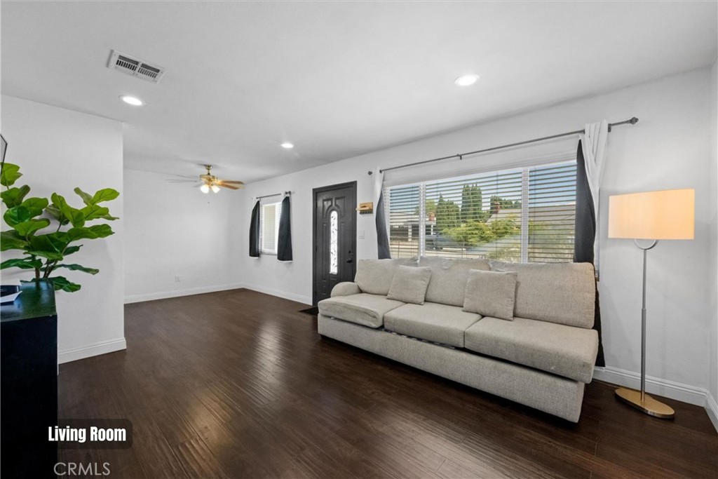 9326 Lemon Street, Fontana