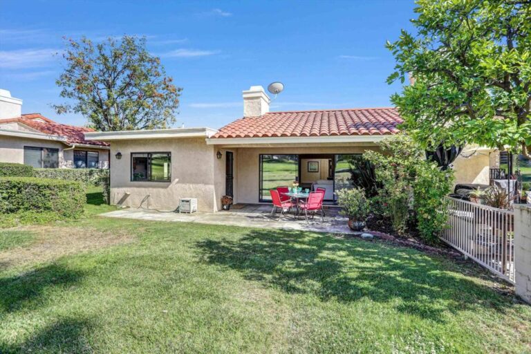 975 Pebble Beach, Upland