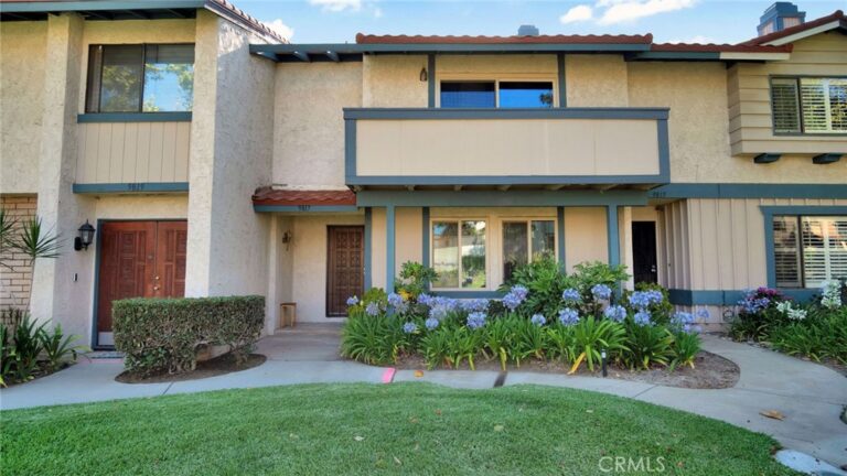 9817 Sun Valley Dr, Montclair