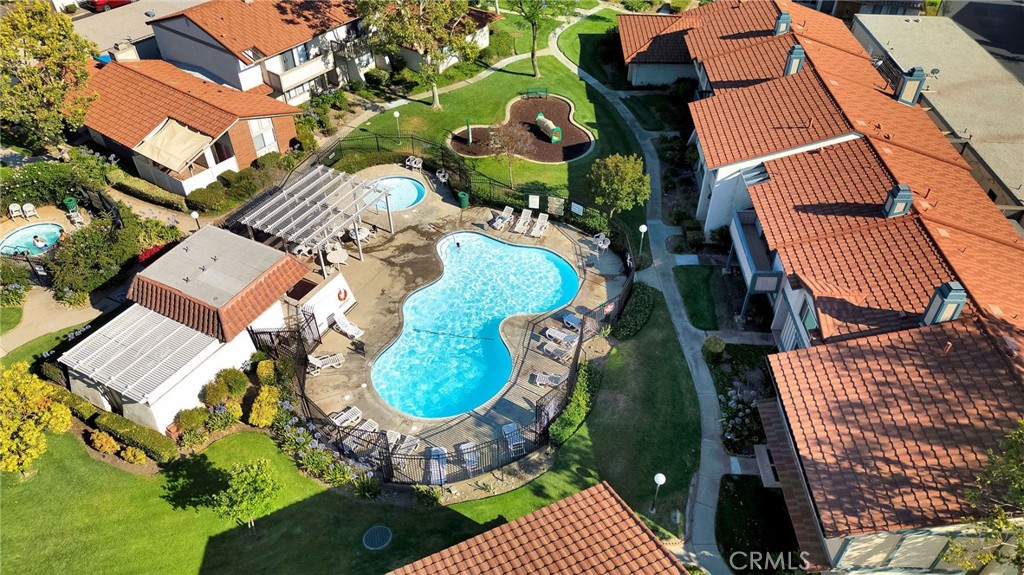 9817 Sun Valley Dr, Montclair