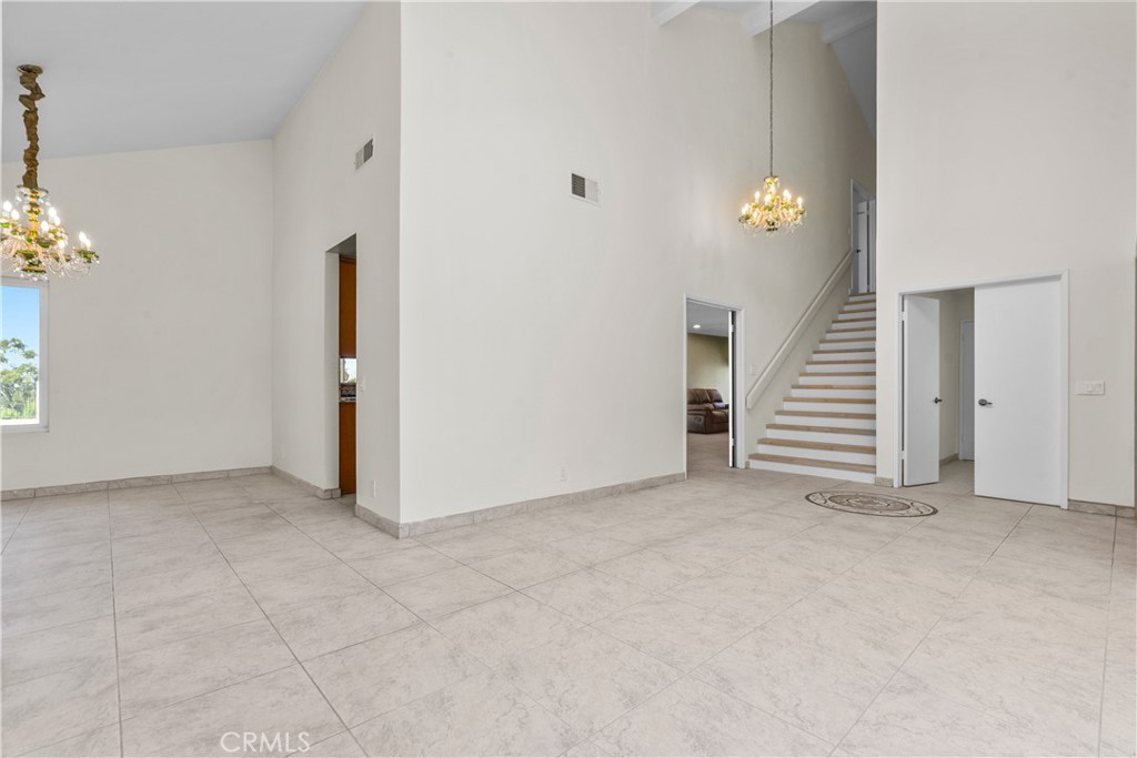 986 Calle Primavera, San Dimas