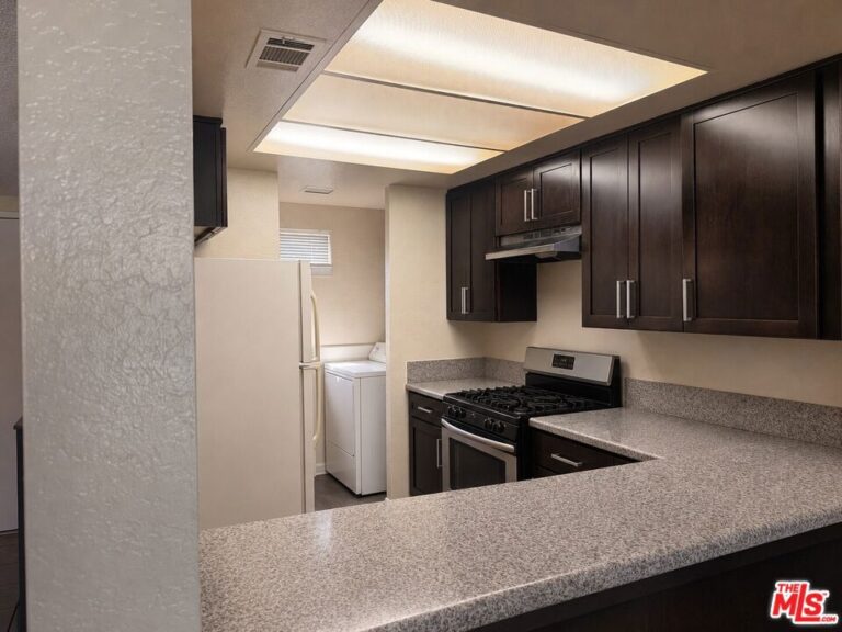 1031 S Palmetto Avenue #H-6, Ontario