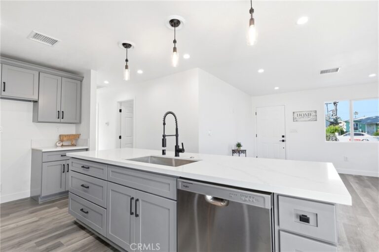 1038 E J Street, Ontario