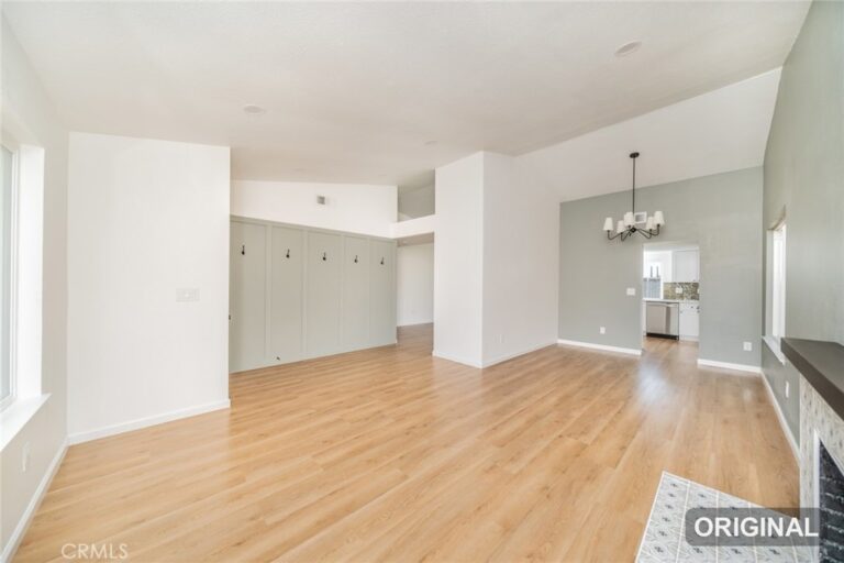 1041 Sunset Circle, Rialto