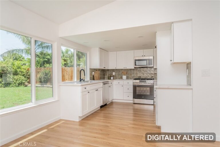 1041 Sunset Circle, Rialto