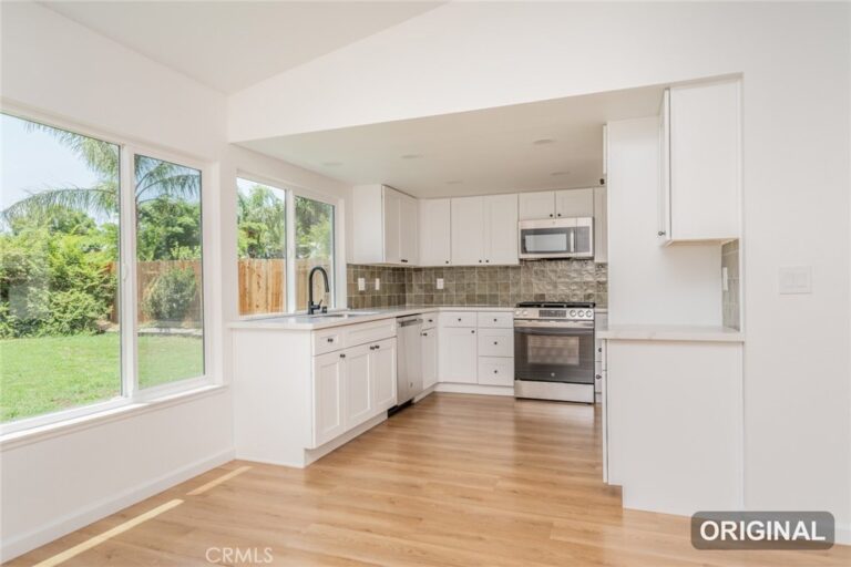 1041 Sunset Circle, Rialto