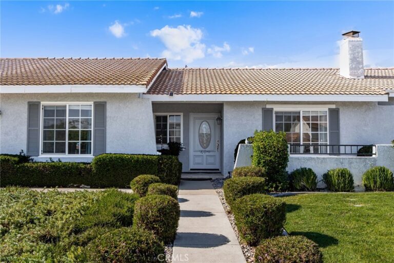 1055 W Aster, Upland