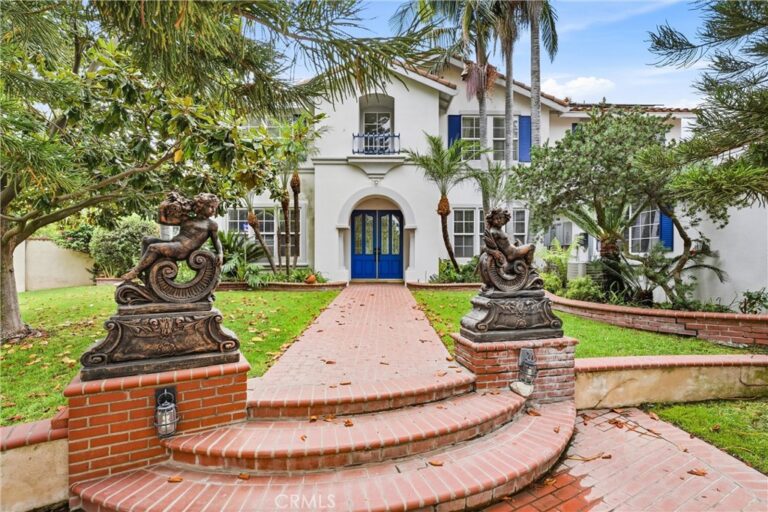 1067 Trevecca, Claremont
