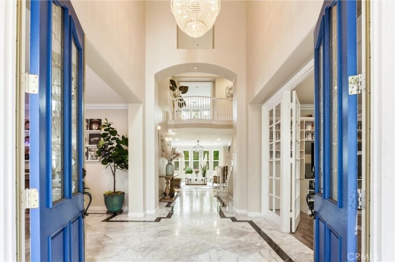 1067 Trevecca, Claremont