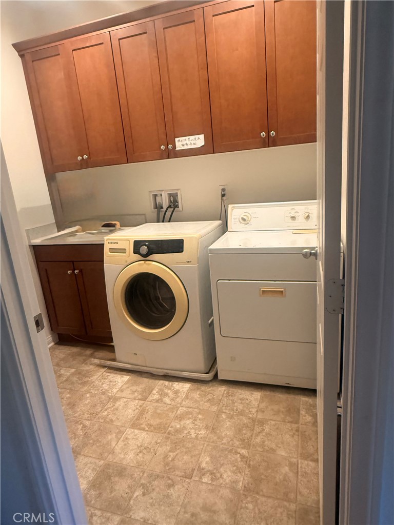 10977 Coalinga, Montclair