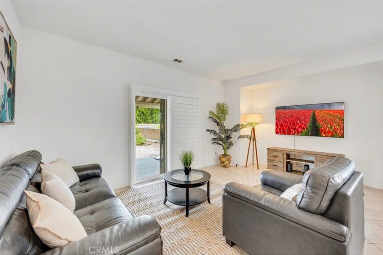 10995 Coalinga, Montclair