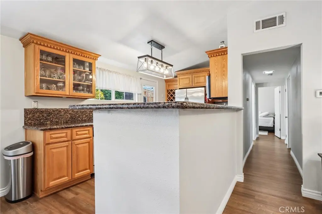 1107 E Walnut Avenue, Glendora